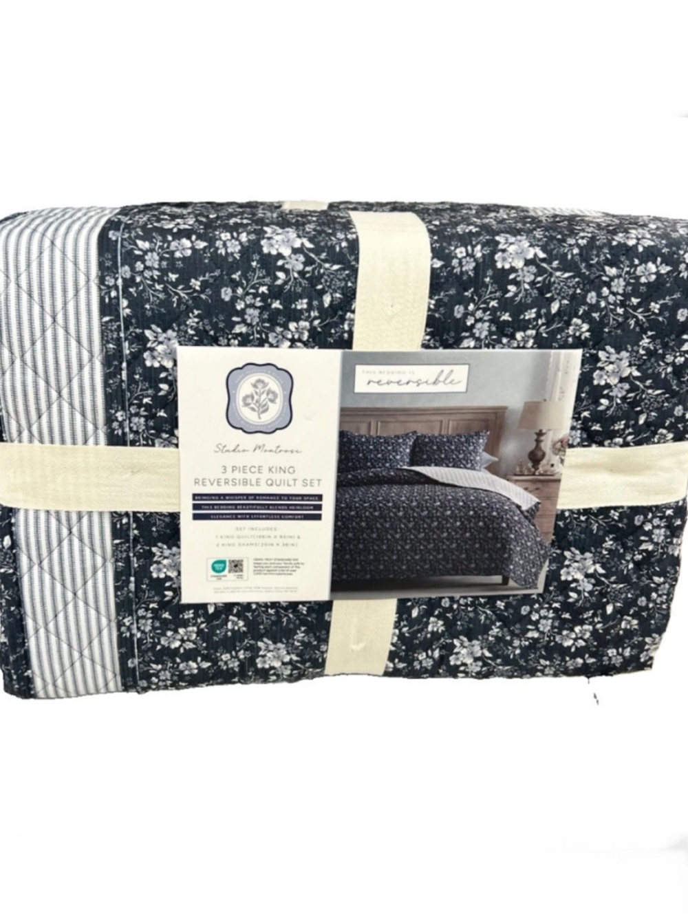 Studio Montrose 3 Pc King Reversible Blue and White Floral Quilt Set 106”x90”